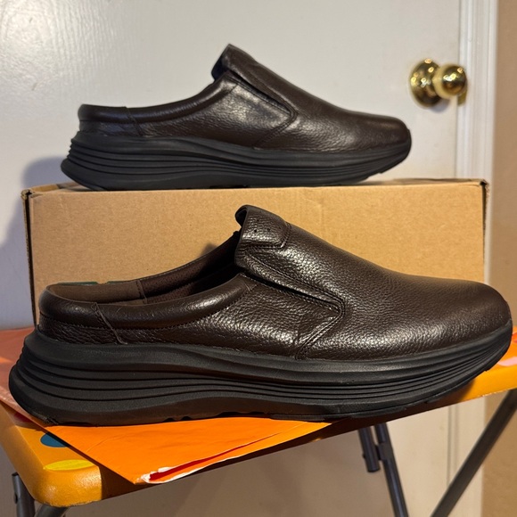 Men\'s Brown Slip-On orthopedic Shoes main image 5